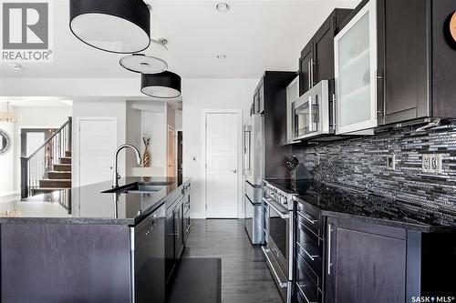 707 Sauer Crescent, Saskatoon, SK - Indoor Photo Showing Kitchen With Upgraded Kitchen