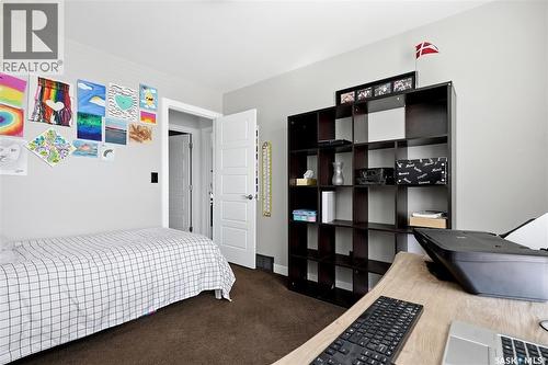 707 Sauer Crescent, Saskatoon, SK - Indoor Photo Showing Bedroom