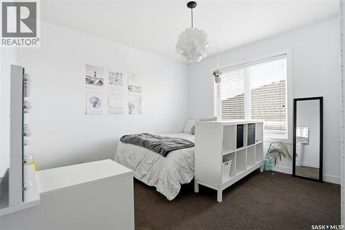 707 Sauer Crescent, Saskatoon, SK - Indoor Photo Showing Bedroom