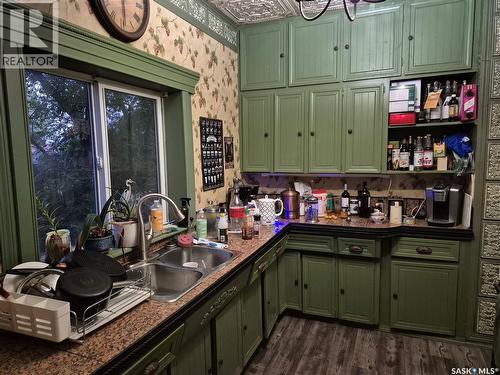 303 Edward Street, Radisson, SK - Indoor Photo Showing Kitchen With Double Sink