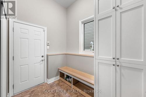 347 Bamburgh Way, Ottawa, ON - Indoor Photo Showing Other Room