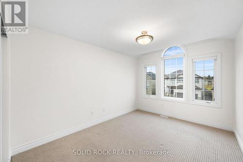347 Bamburgh Way, Ottawa, ON - Indoor Photo Showing Other Room