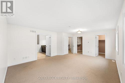347 Bamburgh Way, Ottawa, ON - Indoor Photo Showing Other Room