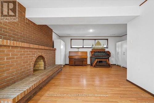 72 Eastbury Drive, Hamilton, ON - Indoor With Fireplace