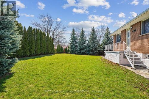 72 Eastbury Drive, Hamilton, ON - Outdoor