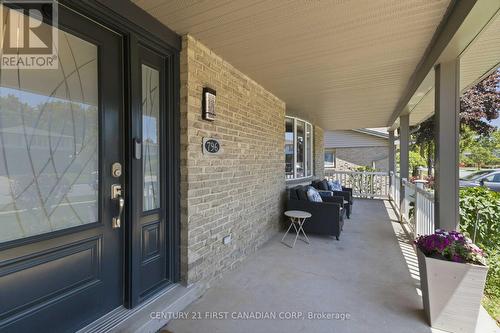 796 Viscount Road, London South (South N), ON - Outdoor With Exterior