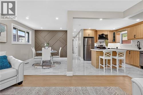 83 Riverdale Drive, Hamilton, ON - Indoor