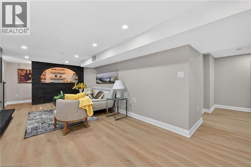 83 Riverdale Drive, Hamilton, ON - Indoor