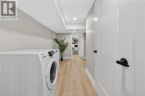 83 Riverdale Drive, Hamilton, ON - Indoor Photo Showing Laundry Room