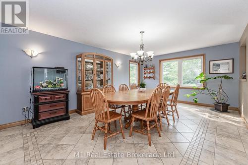 6946 Fife Road, Guelph/Eramosa, ON - Indoor Photo Showing Dining Room