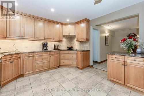 6946 Fife Road, Guelph/Eramosa, ON - Indoor Photo Showing Kitchen
