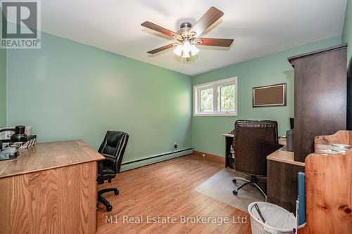 6946 Fife Road, Guelph/Eramosa, ON - Indoor Photo Showing Office
