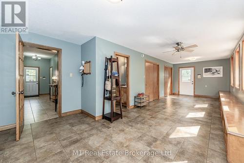 6946 Fife Road, Guelph/Eramosa, ON - Indoor Photo Showing Other Room