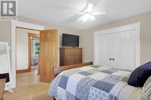 9374 Marvelville Road, Ottawa, ON - Indoor Photo Showing Bedroom