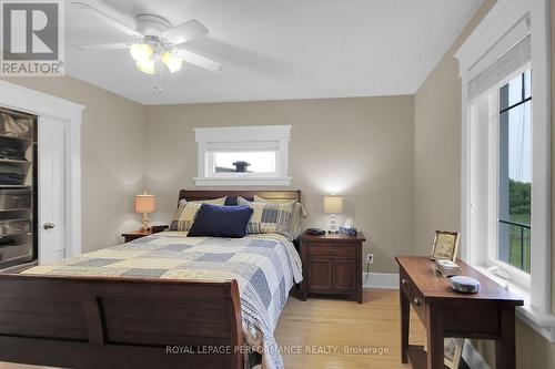 9374 Marvelville Road, Ottawa, ON - Indoor Photo Showing Bedroom