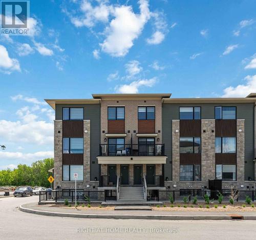 1310 CREEKWAY PRIVATE  Ottawa, ON K2T 0T1