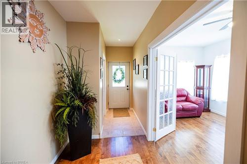 100 Mechanic Street W, Waterford, ON - Indoor Photo Showing Other Room