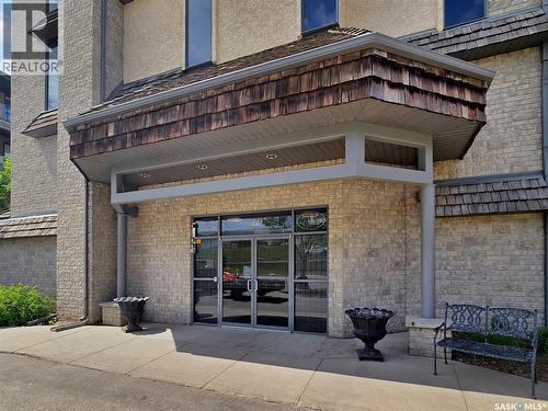 219 619 Saskatchewan Crescent W, Saskatoon, SK - Outdoor