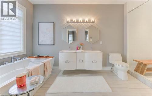52 Edgehill Drive, Kitchener, ON - Indoor Photo Showing Bathroom