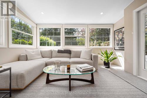 997 Maitland Street, London East (East B), ON - Indoor Photo Showing Living Room