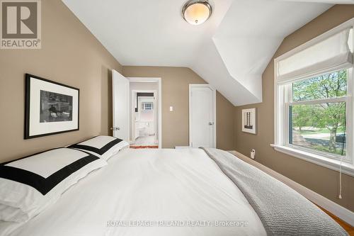 997 Maitland Street, London East (East B), ON - Indoor Photo Showing Bedroom