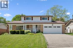 15 CLOVERDALE Crescent  Kitchener, ON N2M 4X1