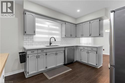 5 Armour Drive, Welland, ON - Indoor Photo Showing Kitchen