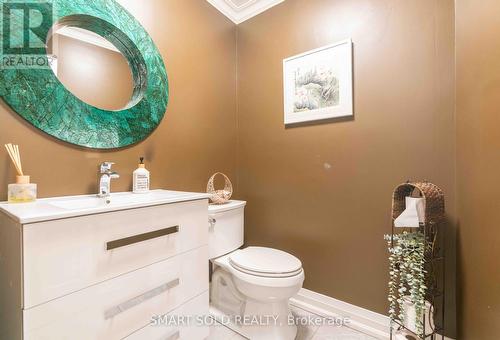 107 Arnold Avenue, Vaughan, ON - Indoor Photo Showing Bathroom