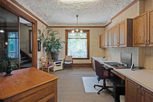 26 Edmonton Street, Winnipeg, MB 