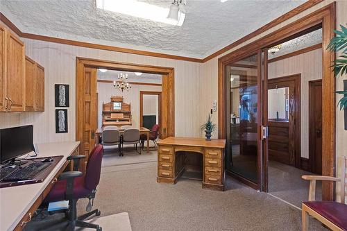 26 Edmonton Street, Winnipeg, MB 