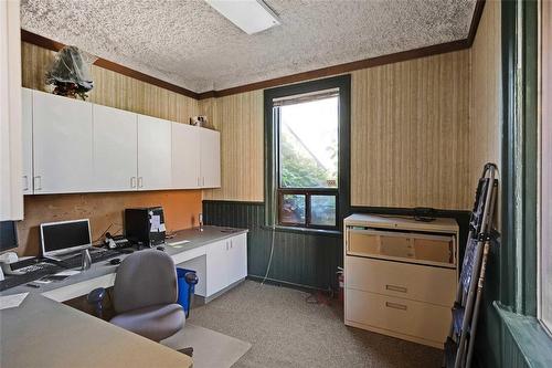 26 Edmonton Street, Winnipeg, MB 