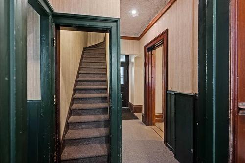 26 Edmonton Street, Winnipeg, MB 