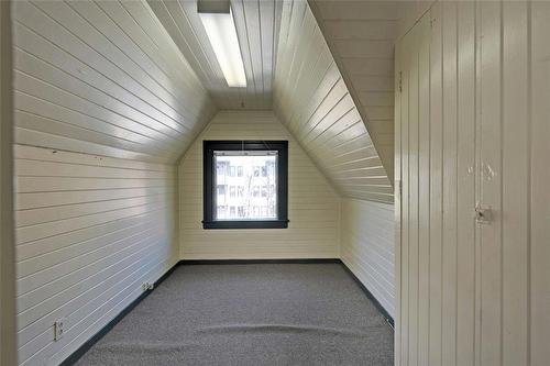 26 Edmonton Street, Winnipeg, MB 