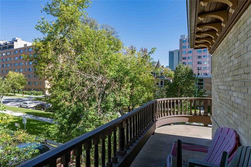 26 Edmonton Street, Winnipeg, MB 