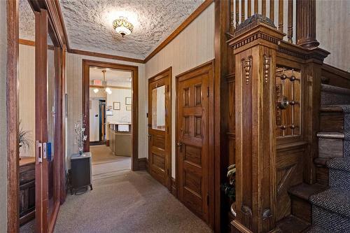 26 Edmonton Street, Winnipeg, MB 