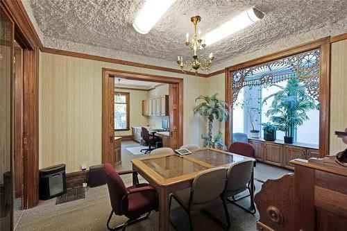 26 Edmonton Street, Winnipeg, MB 