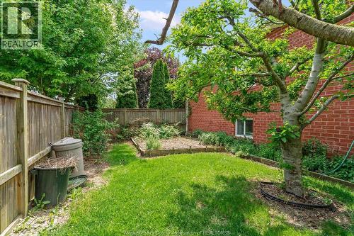 1082 Monarch Meadows, Lakeshore, ON - Outdoor