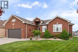 26 MARSHWOODS BOULEVARD  Kingsville, ON N9Y 0A7
