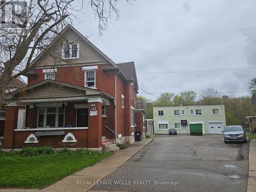 152 HOMEWOOD AVENUE  Kitchener, ON N2M 1W9