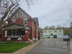 152 HOMEWOOD AVENUE  Kitchener, ON N2M 1W9