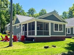 215 - 5 HOLLOW LANE Prince Edward County, ON K0K 1P0