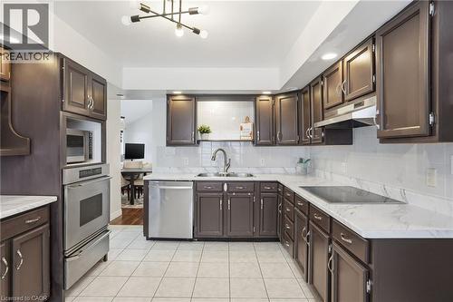 3132 Evadere Avenue, Ridgeway, ON - Indoor Photo Showing Kitchen With Double Sink