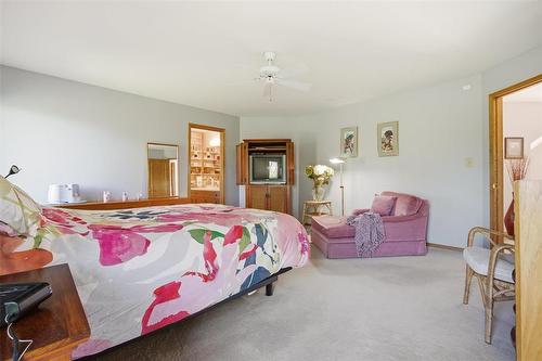 110 River Pointe Drive, Winnipeg, MB - Indoor Photo Showing Bedroom