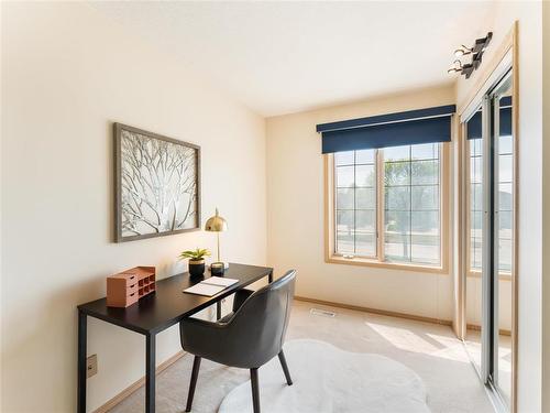 664 Bairdmore Boulevard, Winnipeg, MB - Indoor