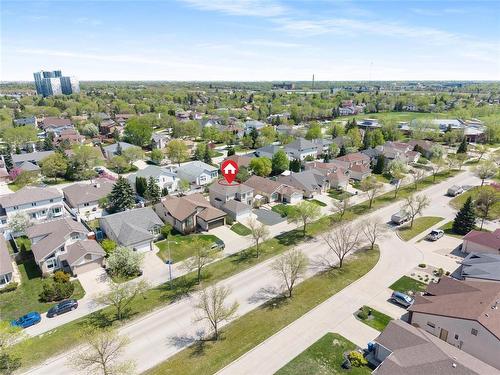 664 Bairdmore Boulevard, Winnipeg, MB - Outdoor With View