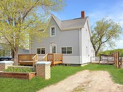 367 5th Avenue  Rivers, MB R0K 1X0