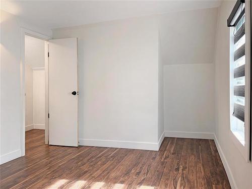 367 5Th Avenue, Rivers, MB - Indoor Photo Showing Other Room