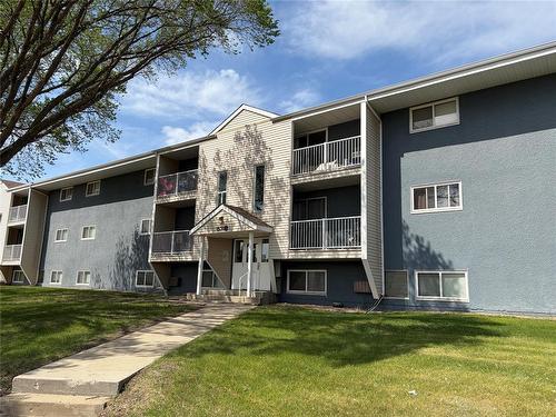 B10 1530 20th Street  Brandon, MB R7B 2M6