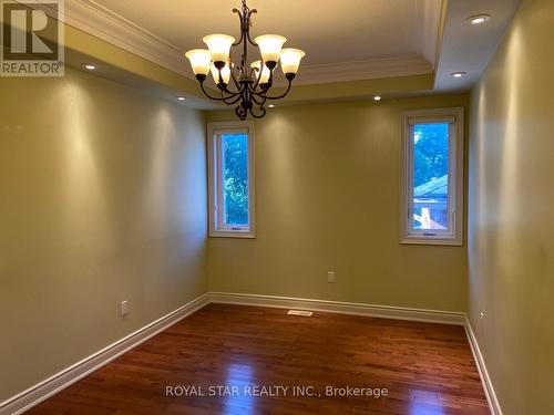 32 Mountwood Avenue, Hamilton, ON - Indoor Photo Showing Other Room