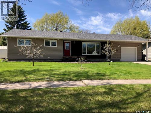727 4Th Street, Canora, SK - Outdoor